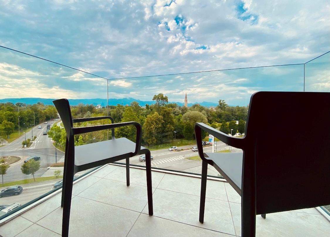 Hotel Santin Порденоне Екстериор снимка